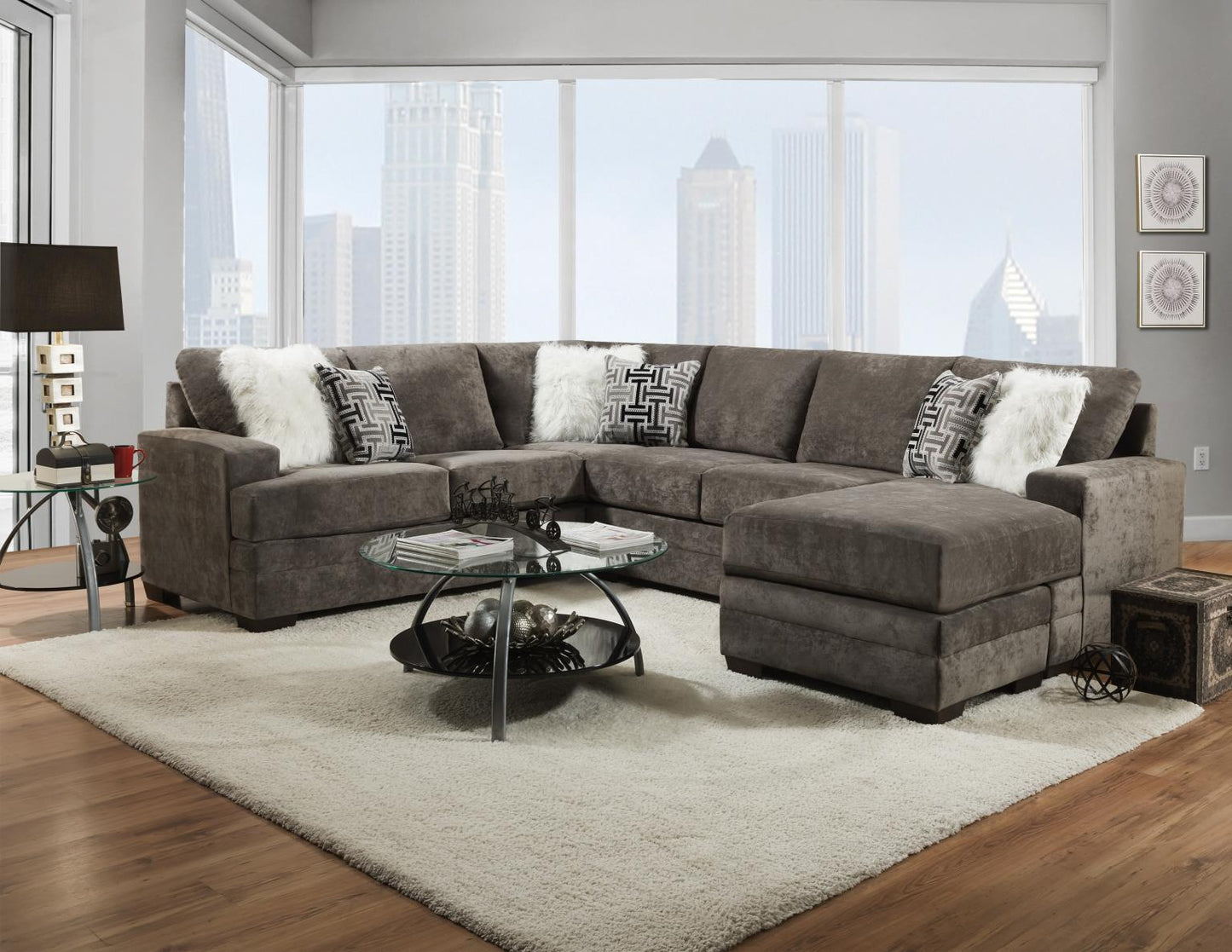 ashely U-shape sectional