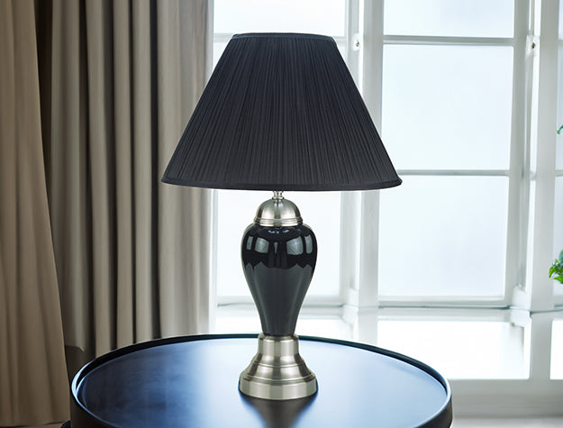 6115BK Black Lamp